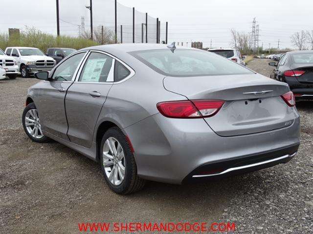 2017 Chrysler 200 Limited Platinum 4dr Sedan